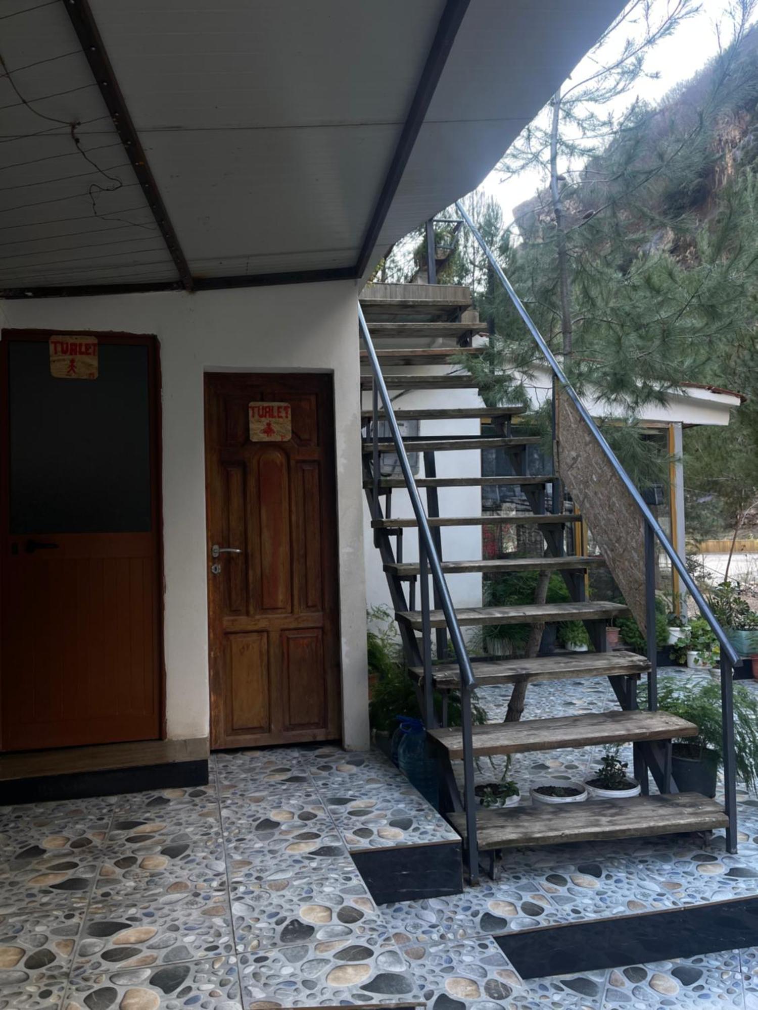 Bovilla Canyon Tirana Buitenkant foto
